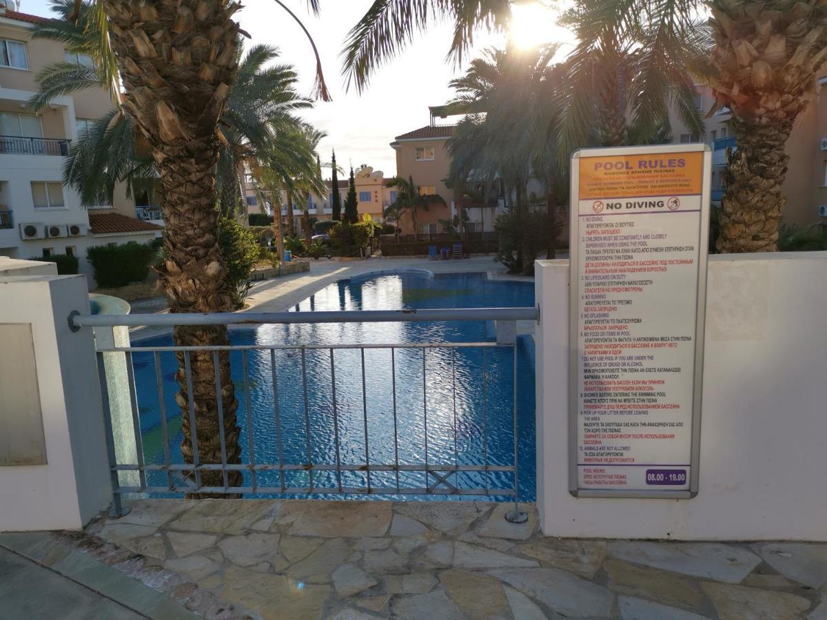 Iris Village, Near Kings Avenue Mall - By Imh Travel & Tours Paphos Exterior photo