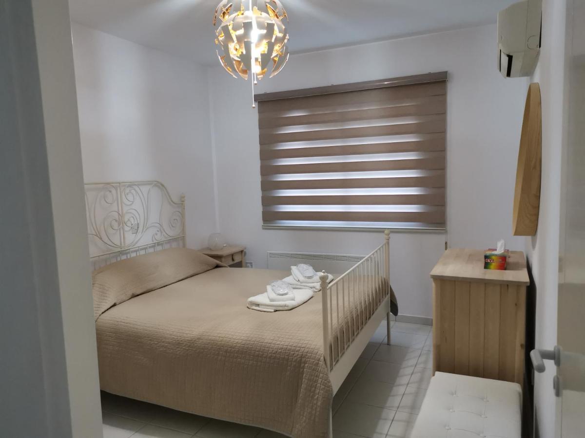 Iris Village, Near Kings Avenue Mall - By Imh Travel & Tours Paphos Exterior photo