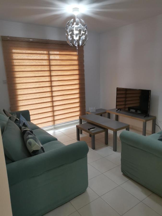 Iris Village, Near Kings Avenue Mall - By Imh Travel & Tours Paphos Exterior photo